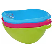 Plastic strainer bowl, useful for washing vegetables, fruits, and rice, durable design.