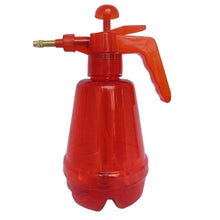 1.5 liter manual sprayer for plants and garden.