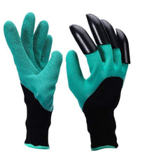 Durable garden gloves in mixed colours.